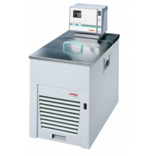Термостат охлаждающий Julabo FP45-HE, объем ванны 26 л, мощность охлаждения при 0°C - 0,7 кВт Термостат охлаждающий Julabo FP45-HE, объем ванны 26 л, мощность охлаждения при 0°C - 0,7 кВт